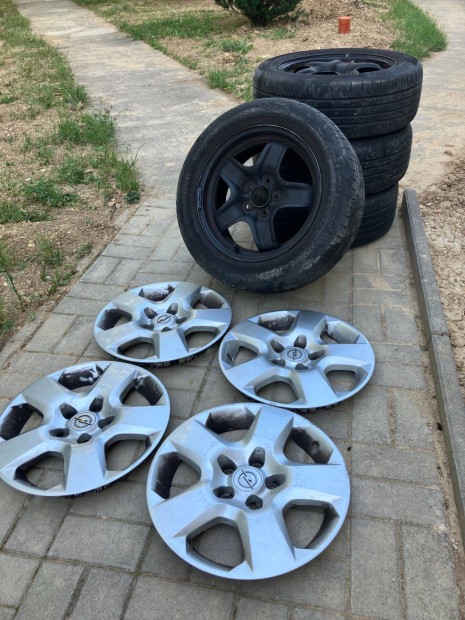Opel Zafira B lemezfelni garnitra + dsztrcsa