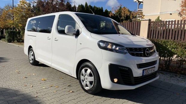 Opel Zafira LIFE 1.5 D Business L Megn�velt (9...