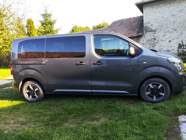 Opel Zafira Life kisbusz elad