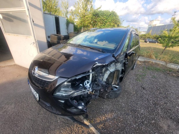 Opel Zafira Tourer 1.4 T Active