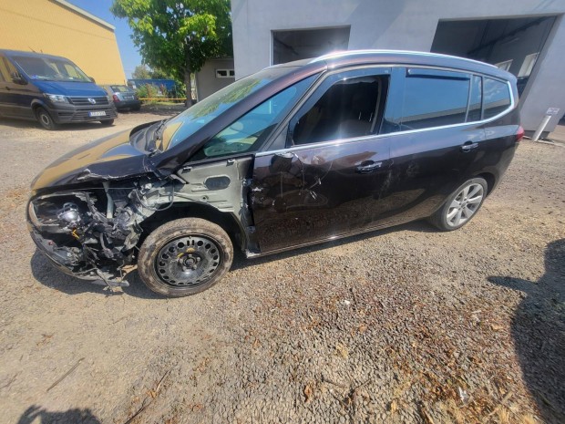 Opel Zafira Tourer 1.4 T Active Indul-�zemk�pes!