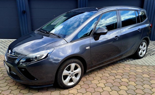 Opel Zafira Tourer 1.4 T Edition Nagyon Szép Kí...