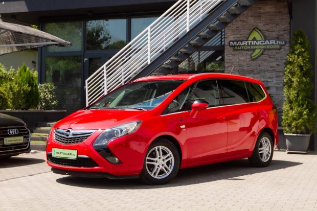 Opel Zafira Tourer 1.4 T Edition Power Red +7 s...