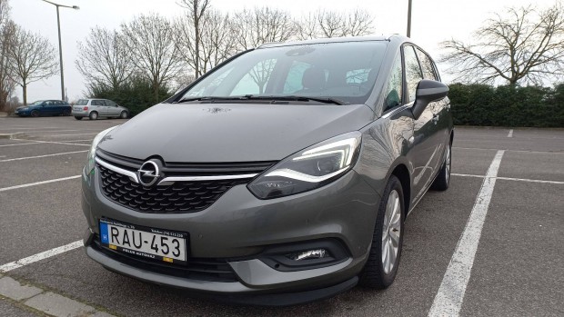 Opel Zafira Tourer 1.6 T Innovation elad