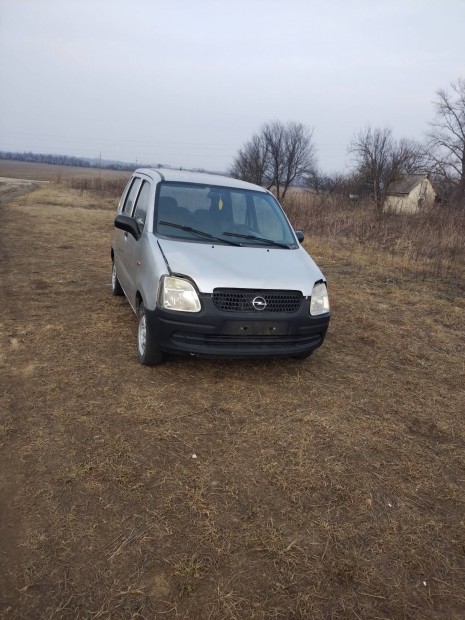 Opel  agila 1.0 minden alkatrsze 