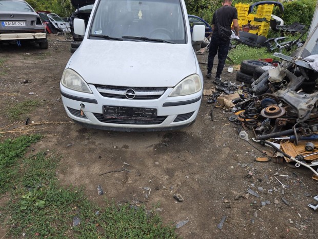 Opel combo c 1.4 bontott alkatrészei