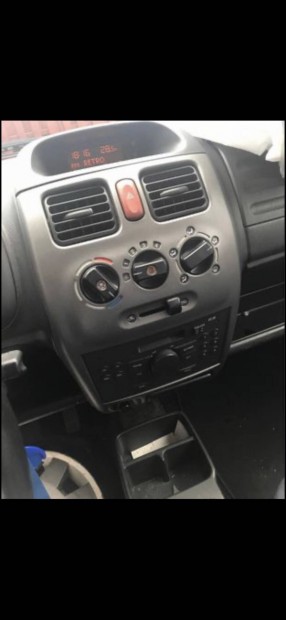 Opel agila alkatrszek elad.