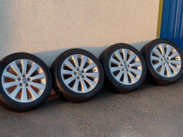 Opel alufelni 5x105 gyári 215/50R17 nyári gumi