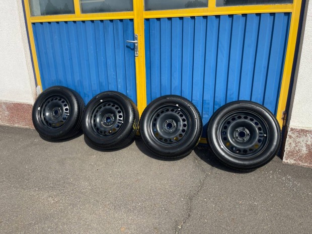 Opel astra 5x105 kerék 205/60R16 lemezfelni