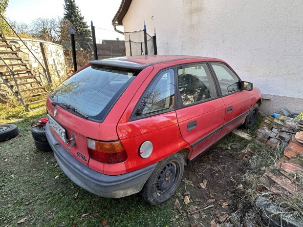 Opel astra F bonts