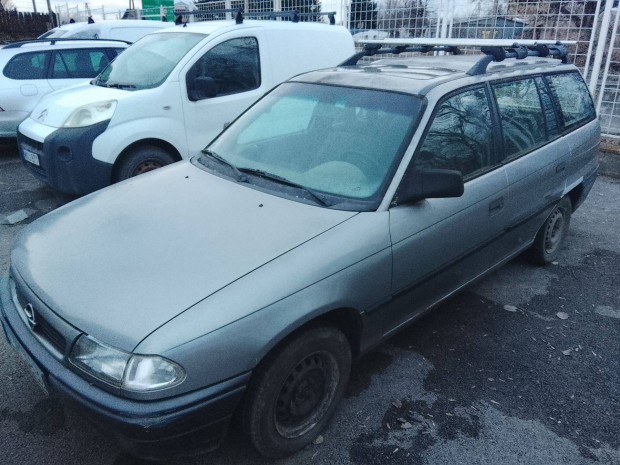Opel astra F caravan 1.6 benzines bont�dik (X16SZ motork�d)