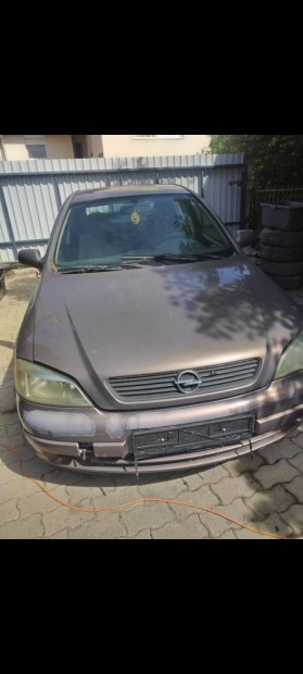 Opel astra G 1.6 minden alkatrsze 