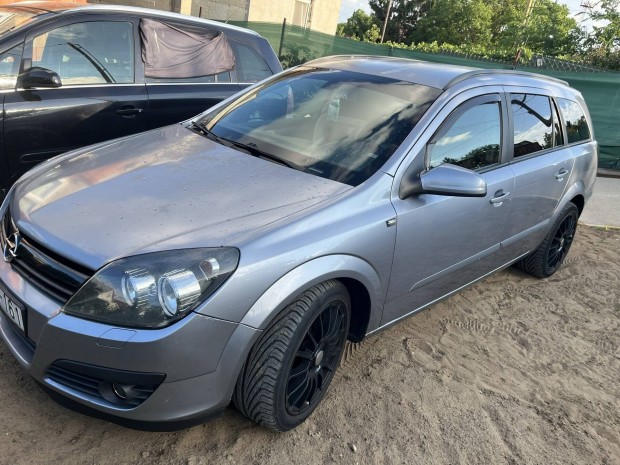 Opel astra H