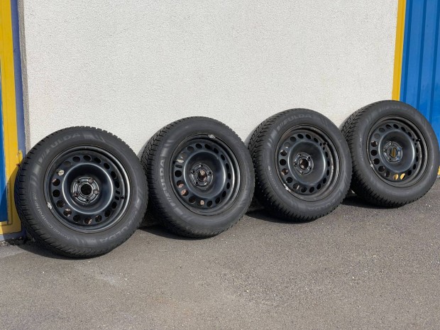 Opel astra J K 5x105 téli kerék garnitúra 205/60R16 lemezfelni