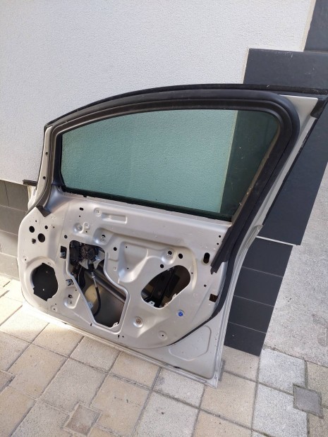 Opel astra J jobb els ajt