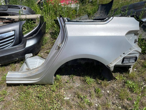 Opel astra J kombi, sports touer hátsó sárvédő, negyed, karosszéria