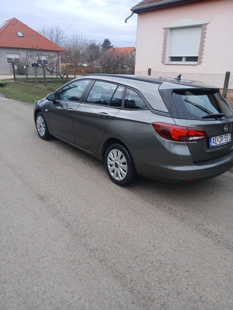 Opel astra K Dynamic 