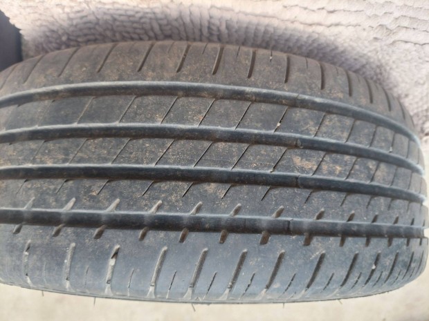 Opel astra alufelni nyári gumival