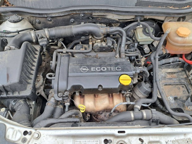 Opel astra corsa 1.4 benzines motor z14xep csapgyas