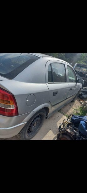 Opel astra g 1.4 minden alkatrésze