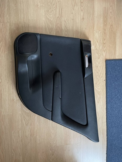 Opel astra g ajt� k�rpit 