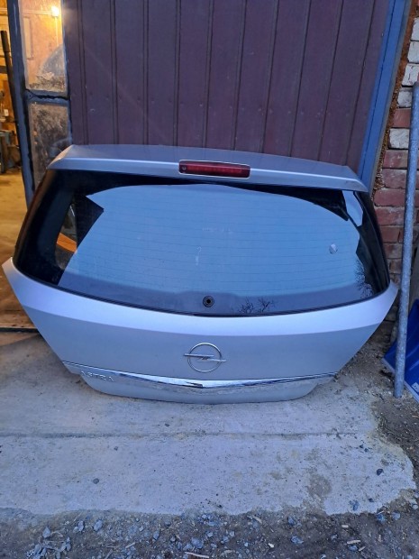Opel astra h csomagtérajtó