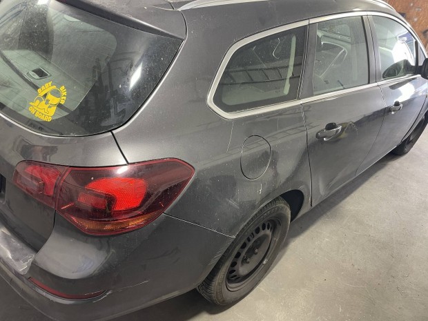 Opel astra j 2.0cdti a20dth automata váltó garanciával eladó 153.e km