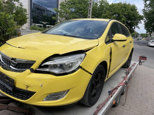 Opel astra j sports tourer kombi visszapillant tkr  elad 