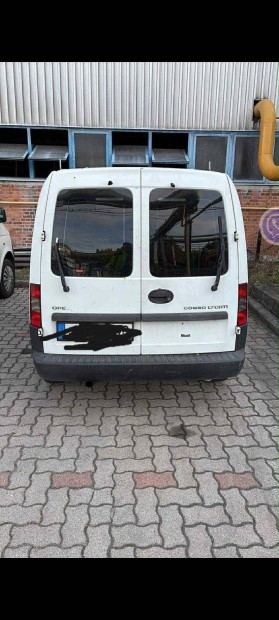 Opel combo 1.3 cdi bontott alkatr�szek 
