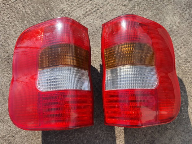 Opel combo h�ts� l�mpa