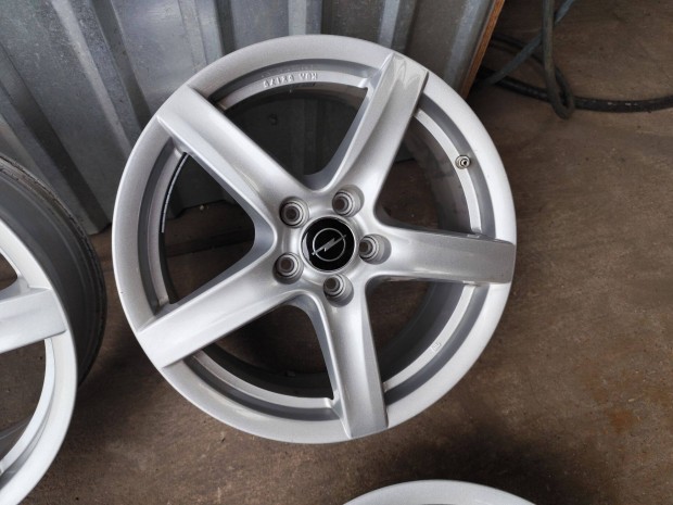 Opel combo vivaro grandland Toyota proace Peugeot partner 5x108 17"