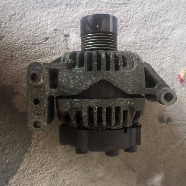 Opel corsa 1.3 c cdti gener�tor