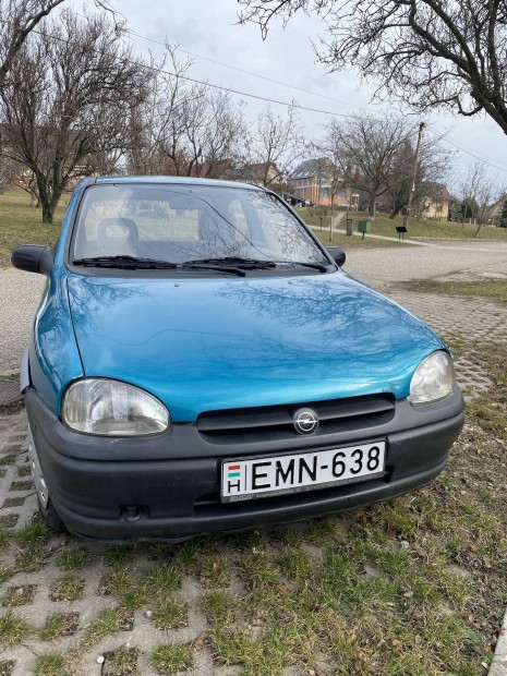 Opel corsa B 1.4 benzin 1994 1.tulaj