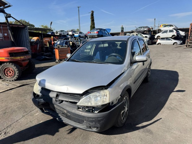 Opel corsa C alkatrszek