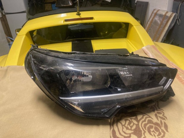 Opel corsa F els� f�nysz�r� elad�