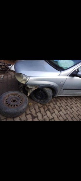Opel corsa c 1.2 bontott alkatrészek