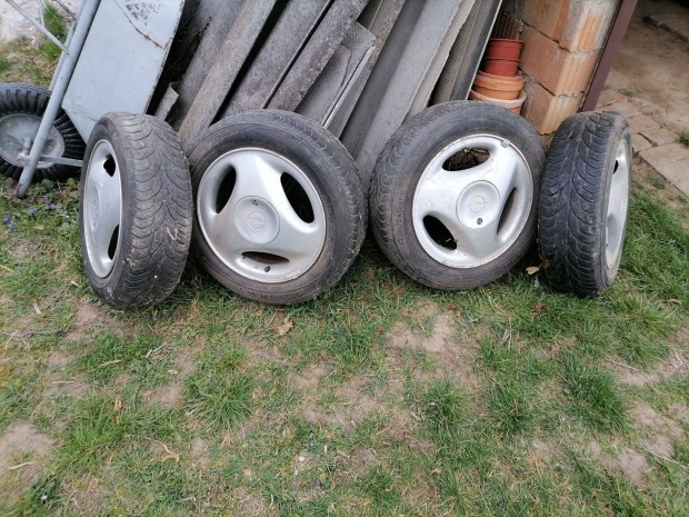 Opel corsa c alufelni garnitura ny�ri