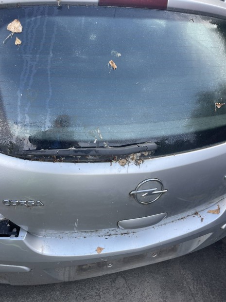 Opel corsa d 3 ajtós csomagtérajtó eladó Z157 ezüst