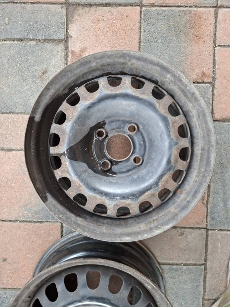 Opel corsa lemezfelni R14