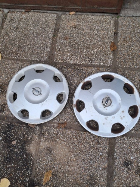 Opel disztarcsa 14" 2db