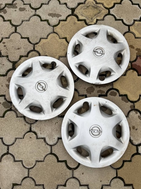Opel dísztárcsa 15"