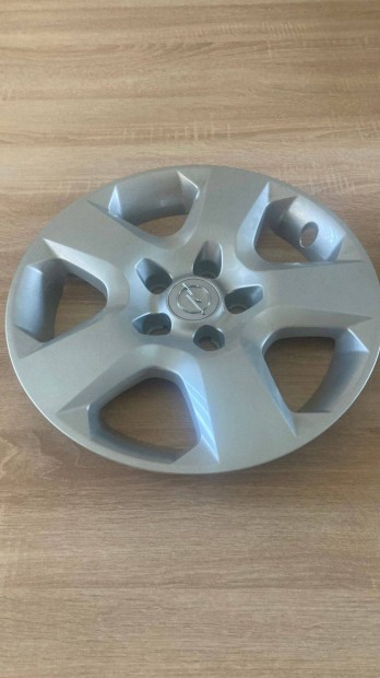 Opel dsztrcsa (16 coll)