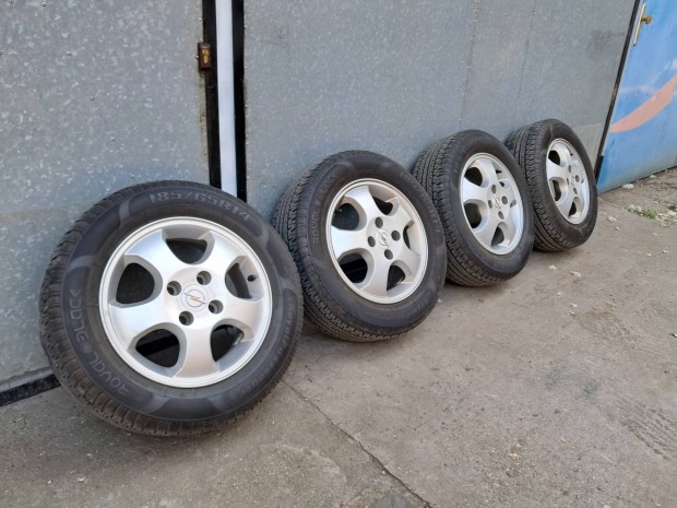 Opel felni 14" 4x100 Gumikkal egyutt