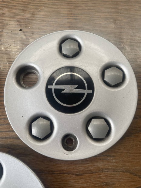 Opel felnikupak dsztrcsa 