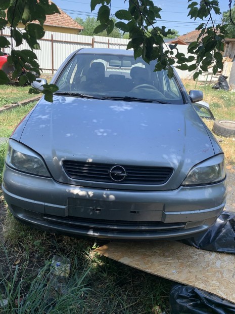 Opel g astra minden alkatrésze eladó!