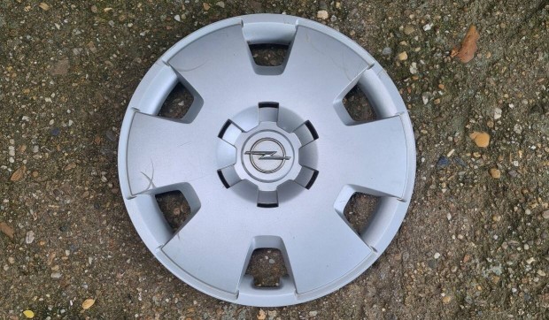 Opel gyri 16" ezst dsztrcsa.