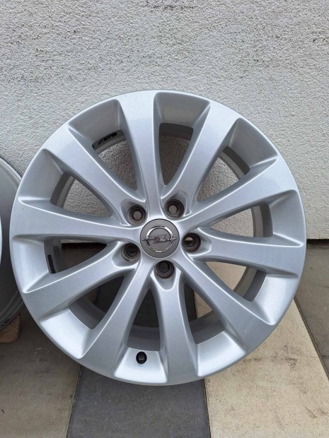 Opel gyri 17 colos 5x110 -s felni Chevrolet
