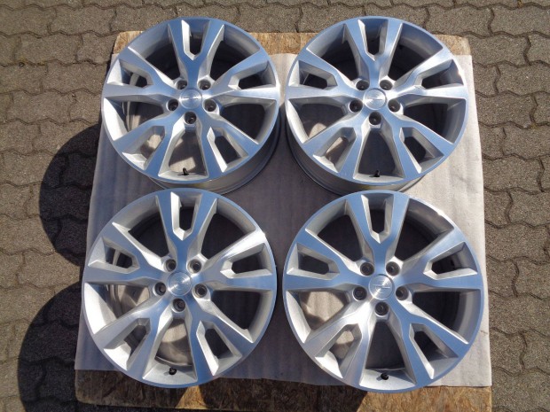 Opel gyári alufelni 19-es, 5×115-ös osztó szenzorral, mint az új eladó