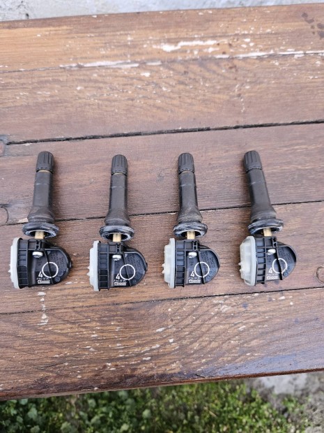Opel gy�ri cikksz�mos Tpms haszn�lt szenzor