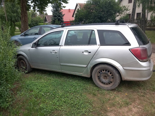 Opel h Astra bal els ajt elad .